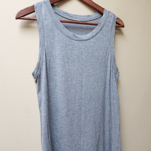 Lululemon grey tank top - Picture 2 of 4